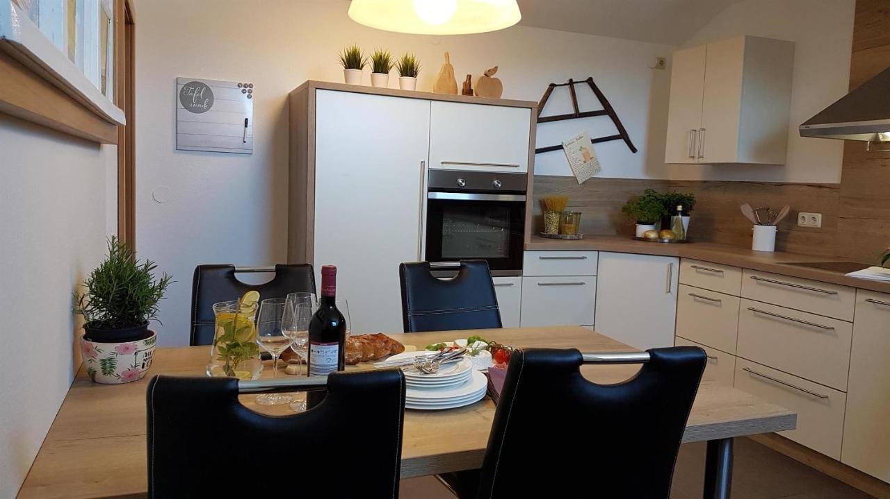 Ferienwohnung An Der Kleinen Schreinerei Hallschlag Exterior photo